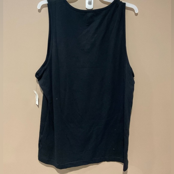 Amazon Essentials large slim womens tank top. Black - Picture 3 of 4